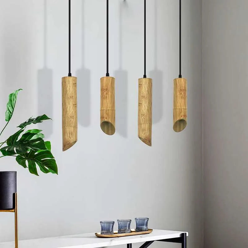 Pendelleuchte aus Rattan und Bambus – perfektes Licht für jedes Zimmer mit natürlichem Charme. 