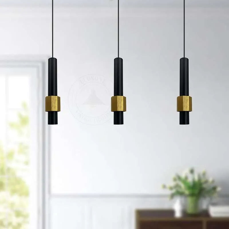 Elegante Pendelleuchte in Schwarz-Gold, 28 cm, Aluminium